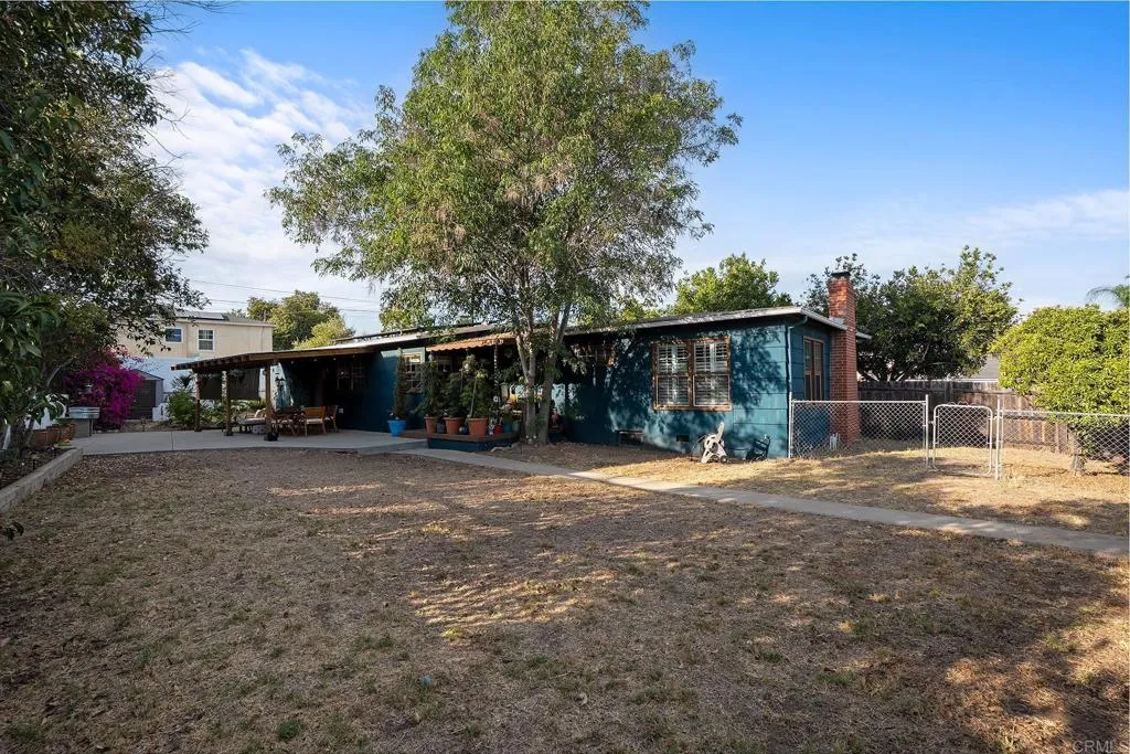 https://cdn.realtyfeed.com/cdn/127/306769555/df9eaee8b7b607c4543b139c1724ba9b.webp