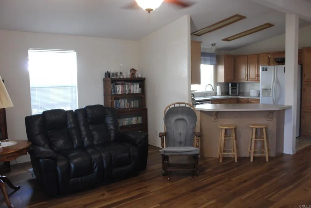 https://cdn.realtyfeed.com/cdn/127/306769592/7f9514d44a74cbece6ffc370e0a31962.webp