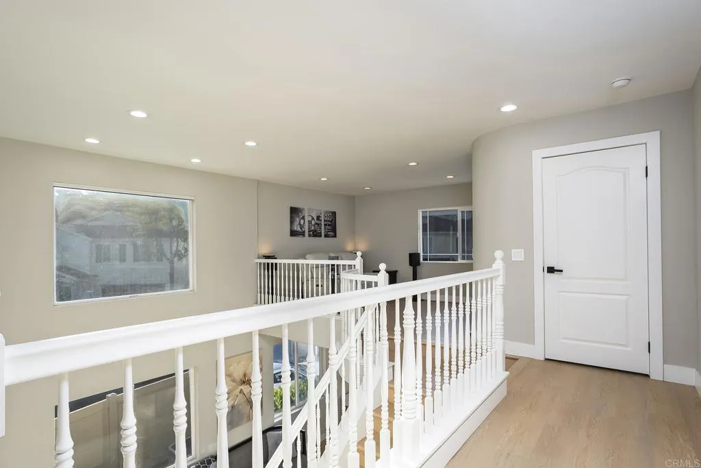 https://cdn.realtyfeed.com/cdn/127/306769593/0007d9539f982d1a51bd389aa7cda51e.webp