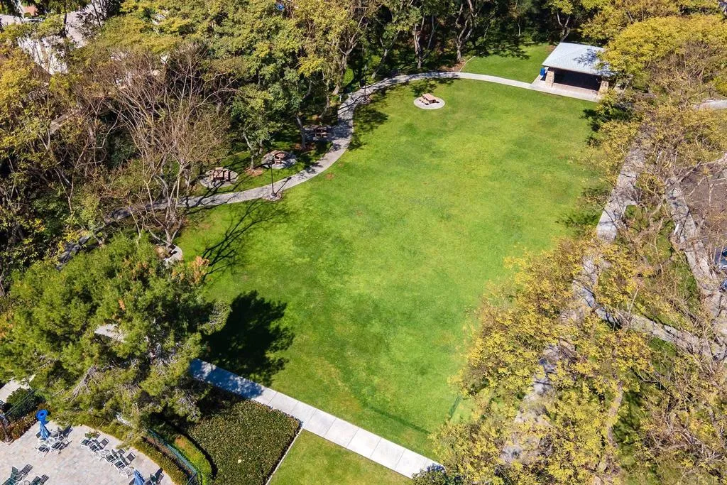 https://cdn.realtyfeed.com/cdn/127/306769593/2ca1625ad021b6010ba083dc3424afdb.webp