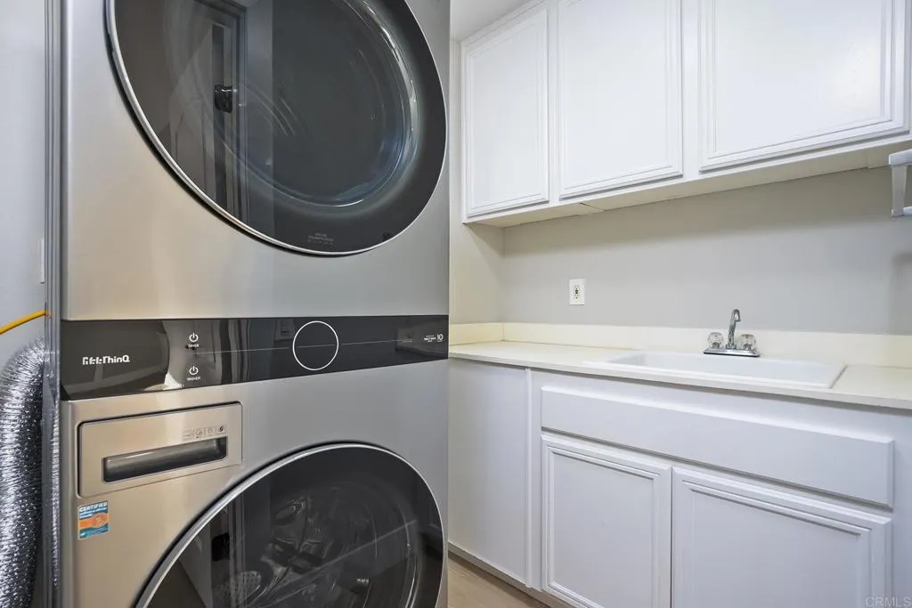 https://cdn.realtyfeed.com/cdn/127/306769593/810d19cc7b891f16397eee9025badae4.webp