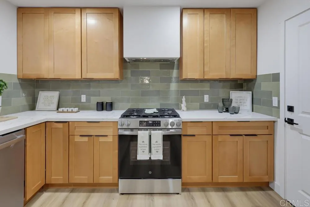 https://cdn.realtyfeed.com/cdn/127/306769594/c288ef0644b8c73bb6dfde04d082198a.webp