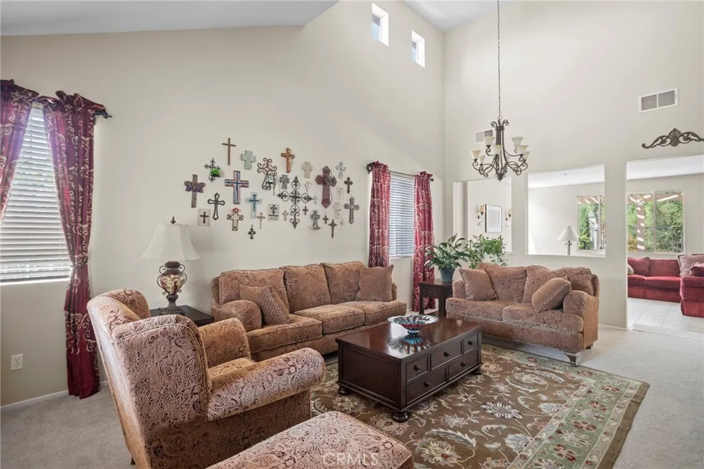1372 Haddington Dr, Riverside, CA 92507 - Photo 3 of 28, Riverside, CA