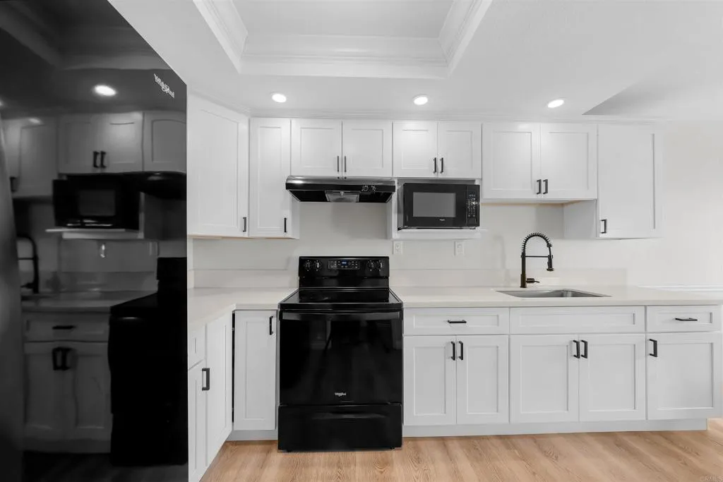 Photo #8: PTP2605373 Listing: Photo #8