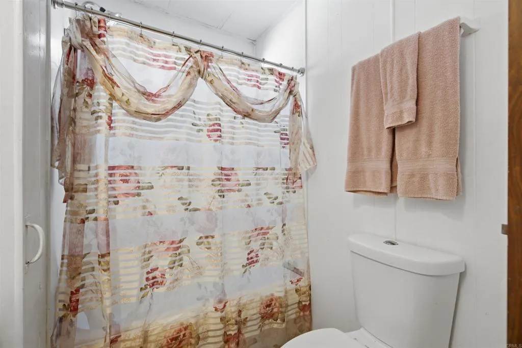 https://cdn.realtyfeed.com/cdn/127/306769696/41d76eacb0ea4534e6af45b58b16f19d.webp