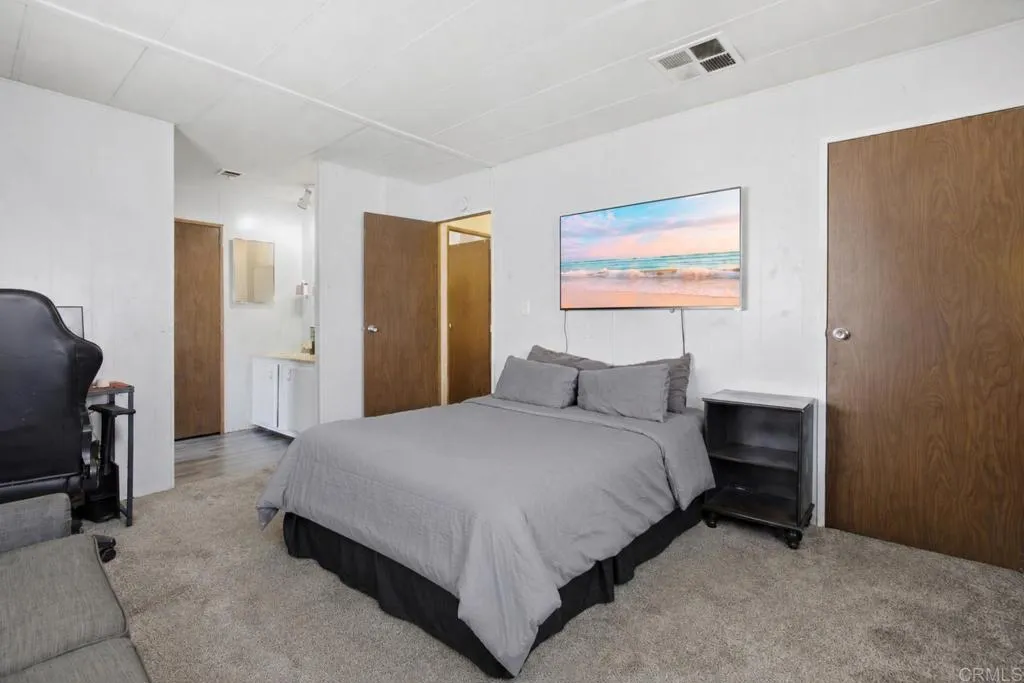 https://cdn.realtyfeed.com/cdn/127/306769696/bea1cd5927d59e2413e31fdf07f7c082.webp