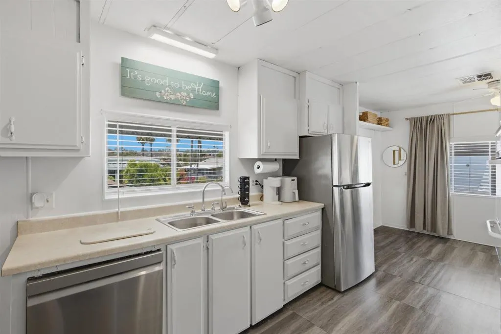 https://cdn.realtyfeed.com/cdn/127/306769696/d73c5aedd9f0a29ebc0158eb209c11e9.webp