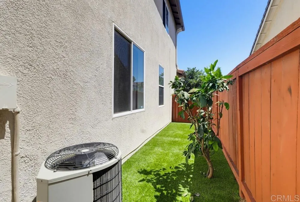 https://cdn.realtyfeed.com/cdn/127/306769702/0b265f30661a99713749bb6572241b23.webp
