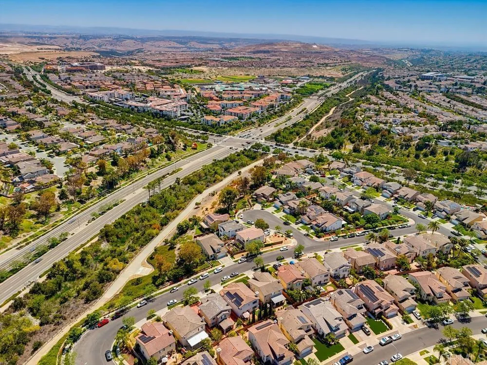 https://cdn.realtyfeed.com/cdn/127/306769702/19275dc6de75aef4ff8ef18db6eb73dd.webp