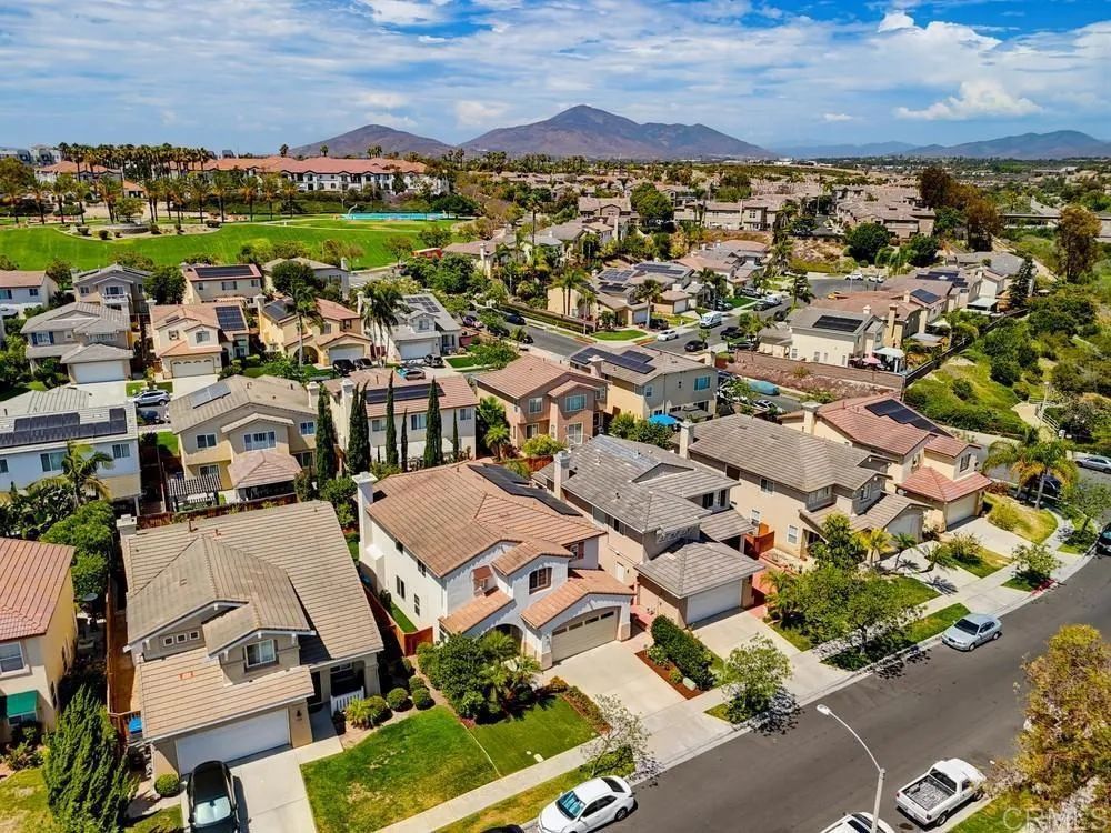 https://cdn.realtyfeed.com/cdn/127/306769702/23c6435322d9ec4c7337f2bf21b3d044.webp