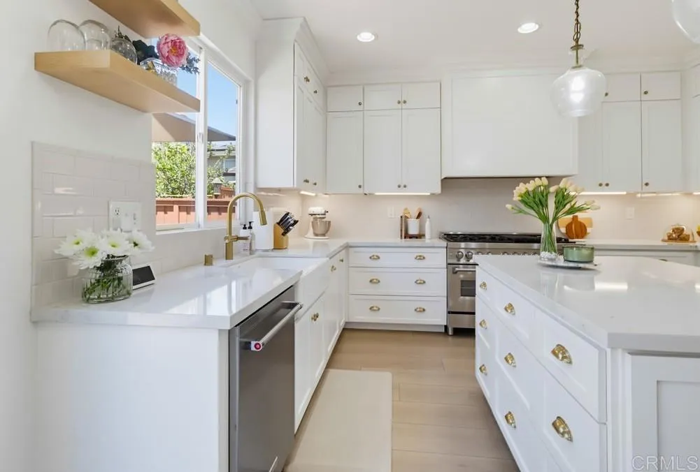https://cdn.realtyfeed.com/cdn/127/306769702/2c32632a76bbd7c7d086becf79a0ab10.webp
