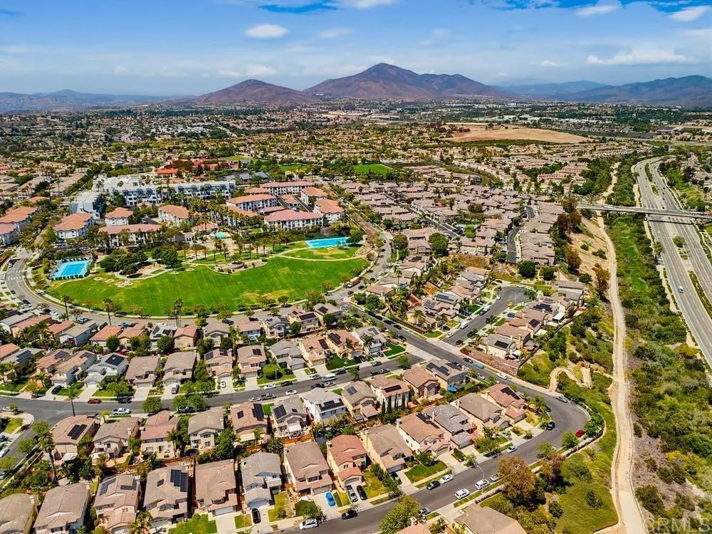 https://cdn.realtyfeed.com/cdn/127/306769702/2f7f843fca18274159ad9b8e0715ba19.webp