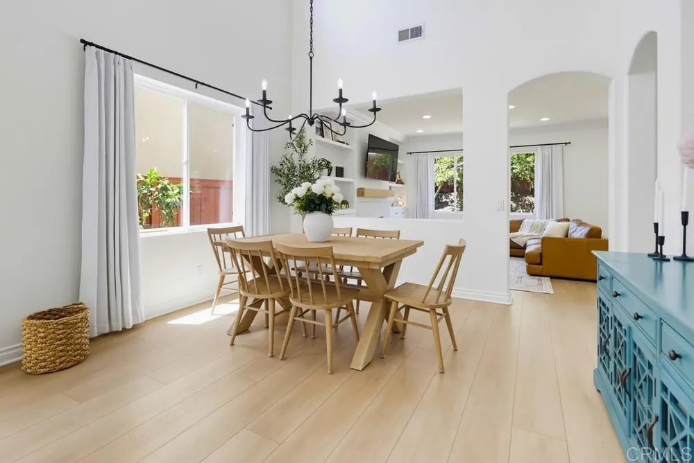 https://cdn.realtyfeed.com/cdn/127/306769702/4b382f7eac334bbbac341d6baab212cb.webp