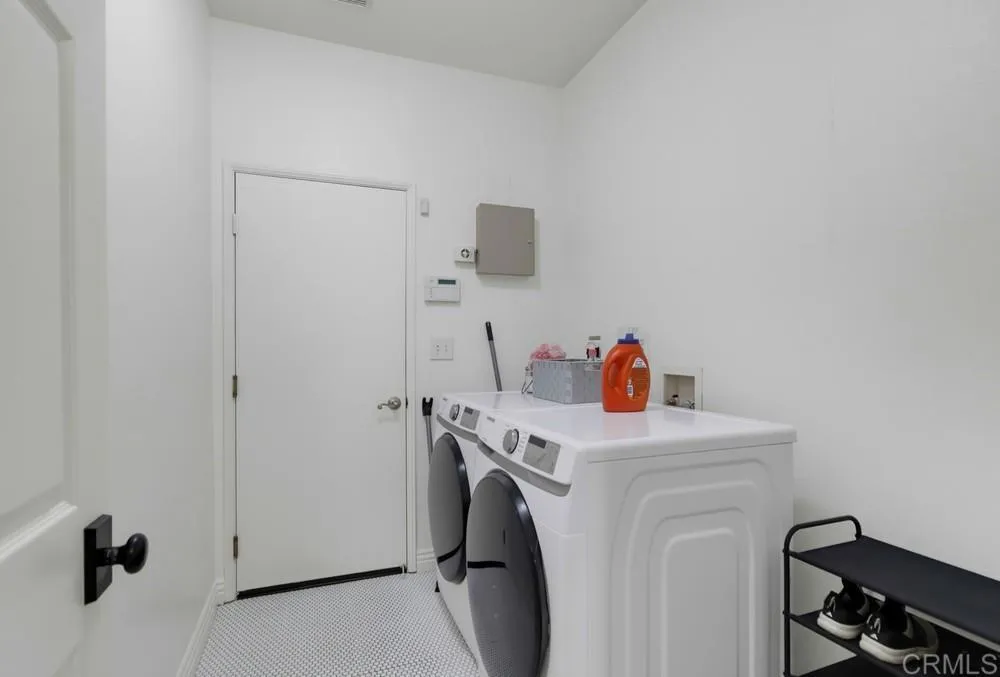 https://cdn.realtyfeed.com/cdn/127/306769702/54f9a46c71ce9d062c8eb45209da4bd0.webp
