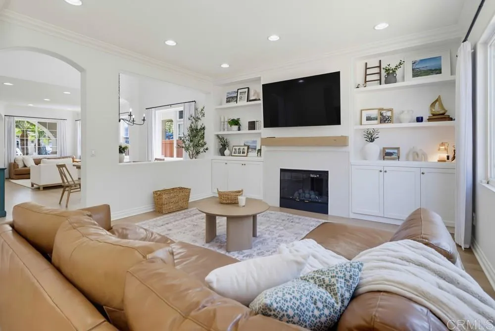 https://cdn.realtyfeed.com/cdn/127/306769702/a5c4e32d37679f975a6c4e1b47111dcc.webp