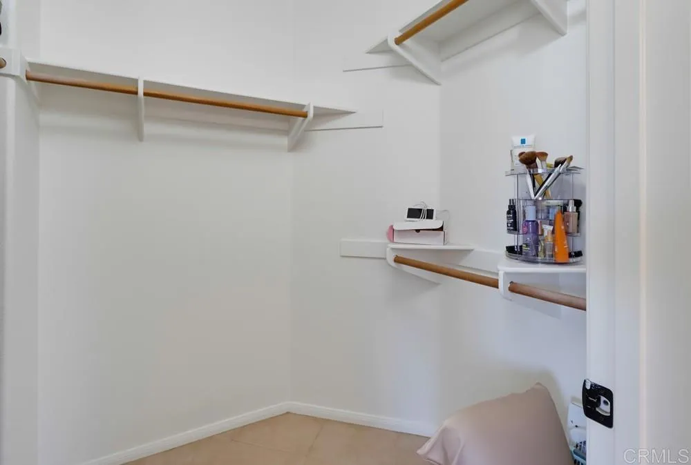 https://cdn.realtyfeed.com/cdn/127/306769702/ce62e34f8bb4b2c5d73f82a26b83fb5c.webp