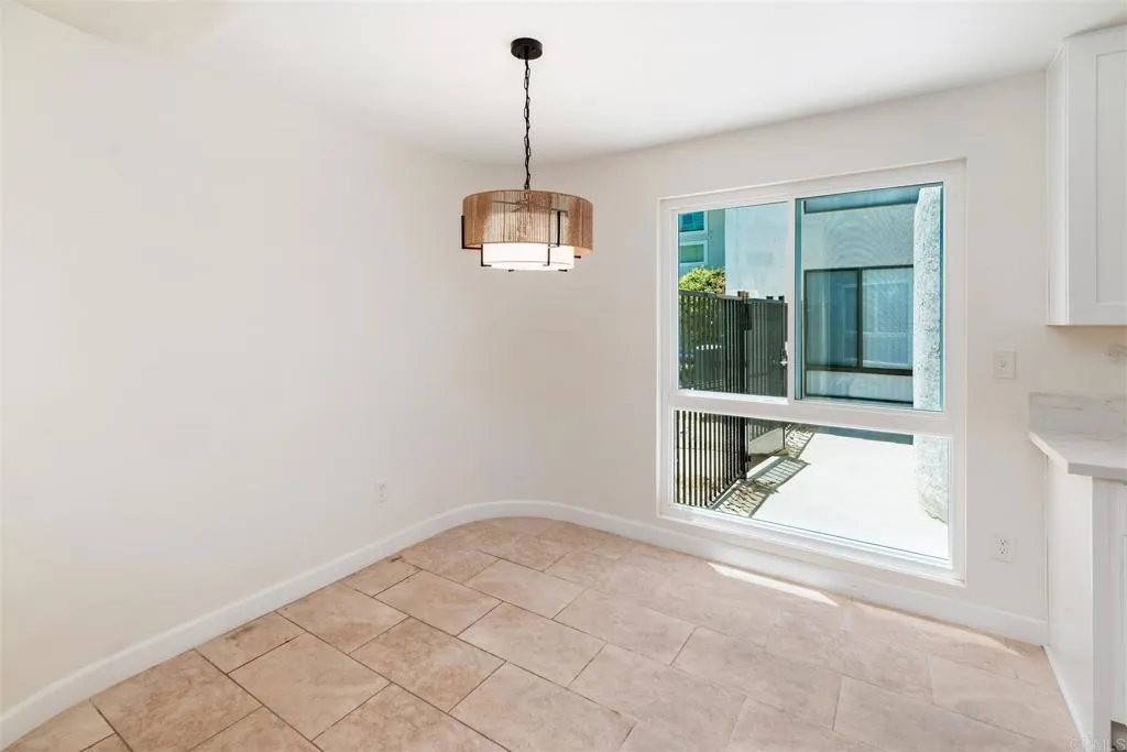 https://cdn.realtyfeed.com/cdn/127/306769723/eef96432571f81a2f8d9fa6836ef8bb8.webp