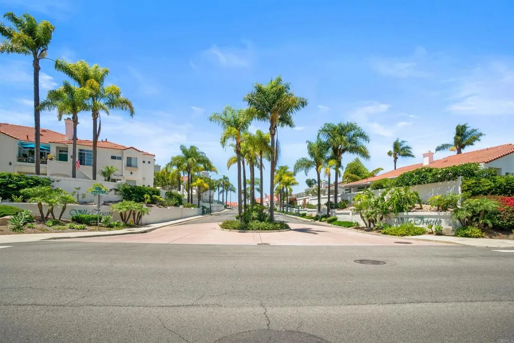 https://cdn.realtyfeed.com/cdn/127/306769741/0b71740414fc53ff95301c157aa43683.webp