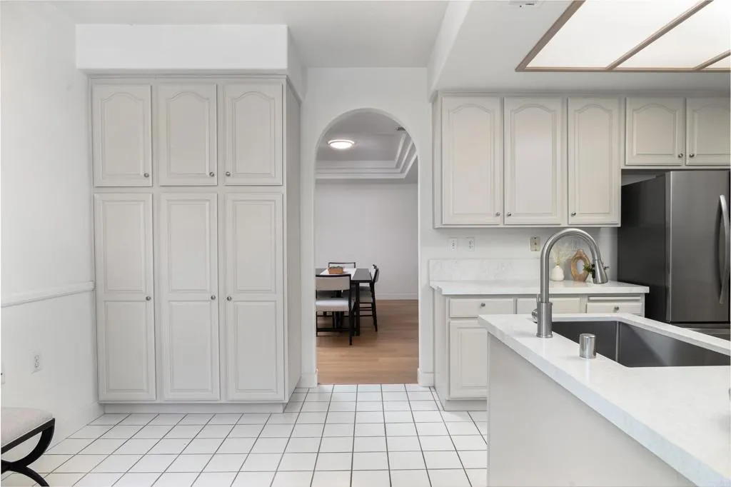 https://cdn.realtyfeed.com/cdn/127/306769741/4892a76da2715f619d03b2b594180085.webp