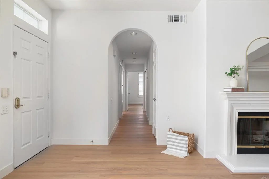 https://cdn.realtyfeed.com/cdn/127/306769741/593040d4e257bb717878545ab5376b5d.webp