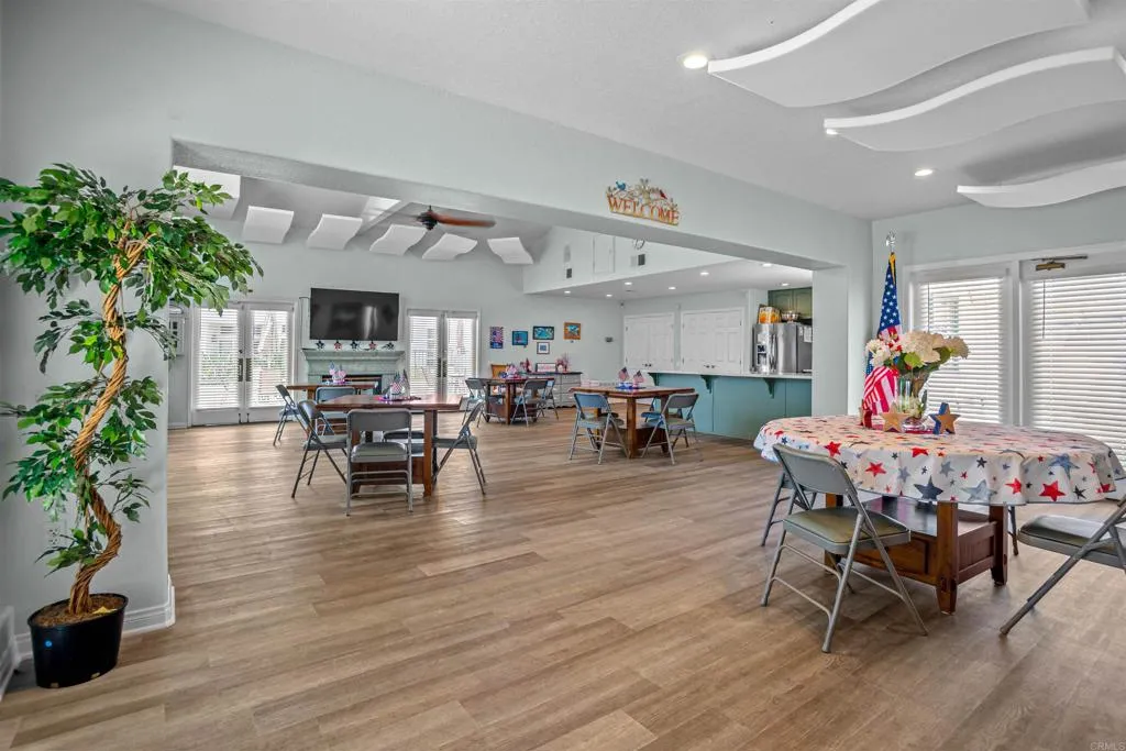 https://cdn.realtyfeed.com/cdn/127/306769741/6c8f6dff4e88242468e6d851cc8e97a1.webp