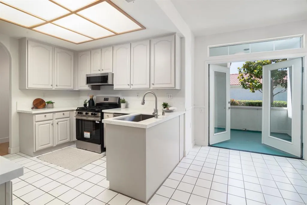 https://cdn.realtyfeed.com/cdn/127/306769741/e9611abcd4cc82d9edcb570ed220c521.webp