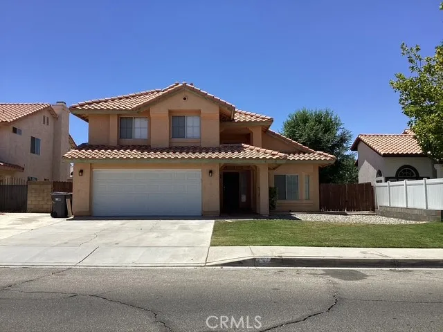 Lancaster, CA 93535
