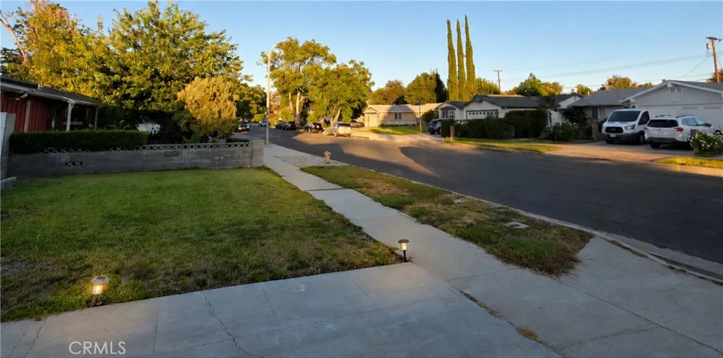 23509 Friar Street, Woodland Hills, CA 91367 - Photo 3 of 13, Woodland Hills, CA