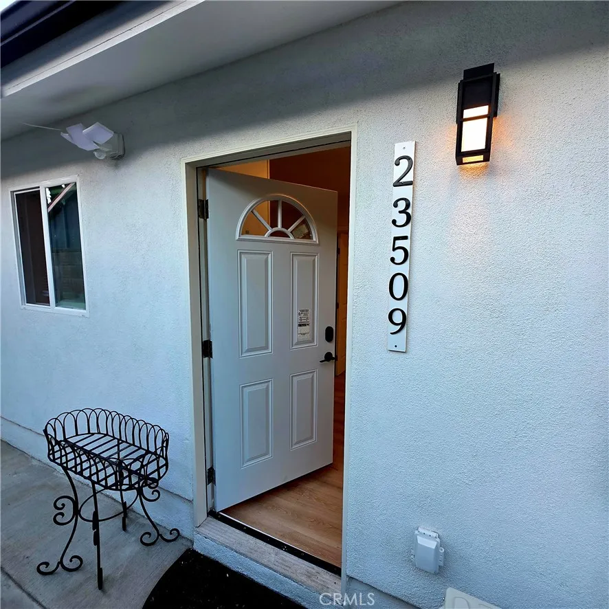 23509 Friar Street, Woodland Hills, CA 91367 - Photo 2 of 13, Woodland Hills, CA