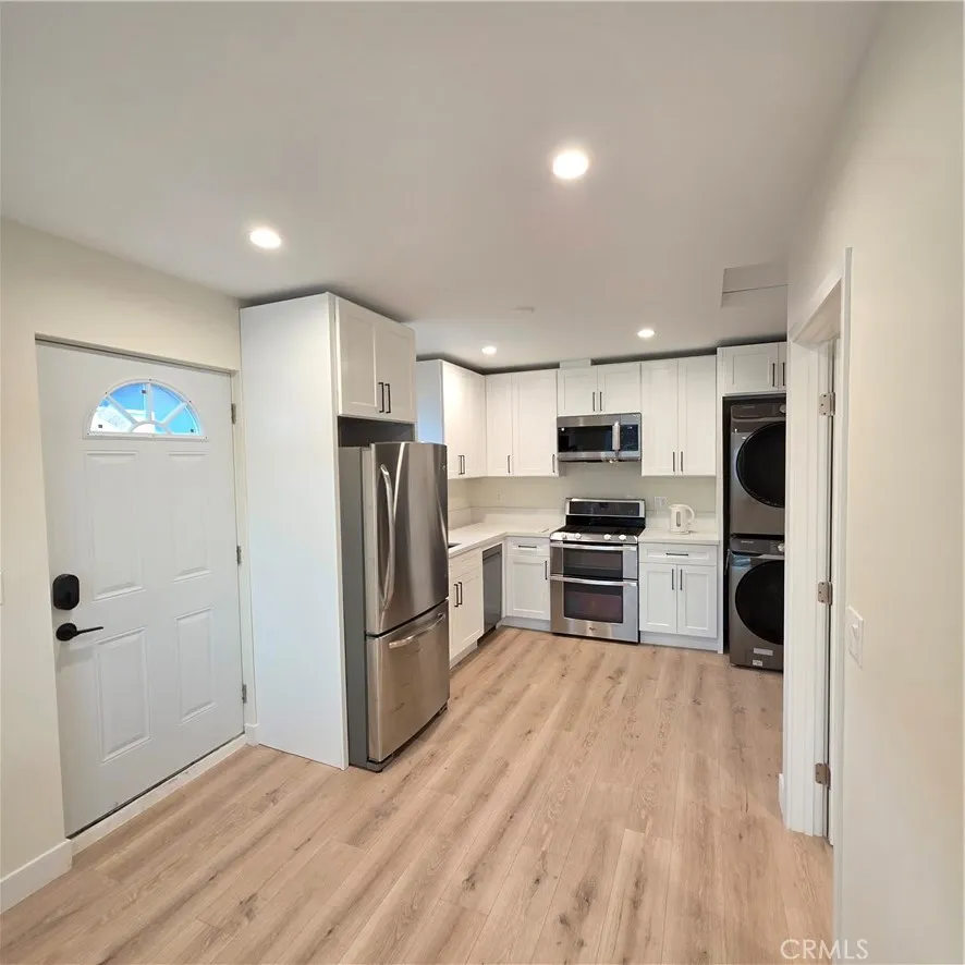23509 Friar Street, Woodland Hills, CA 91367 - Photo 4 of 13, Woodland Hills, CA