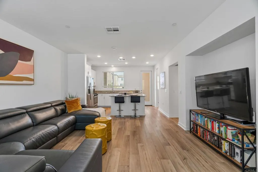 Photo #5: PTP2605379 Listing: Photo #5