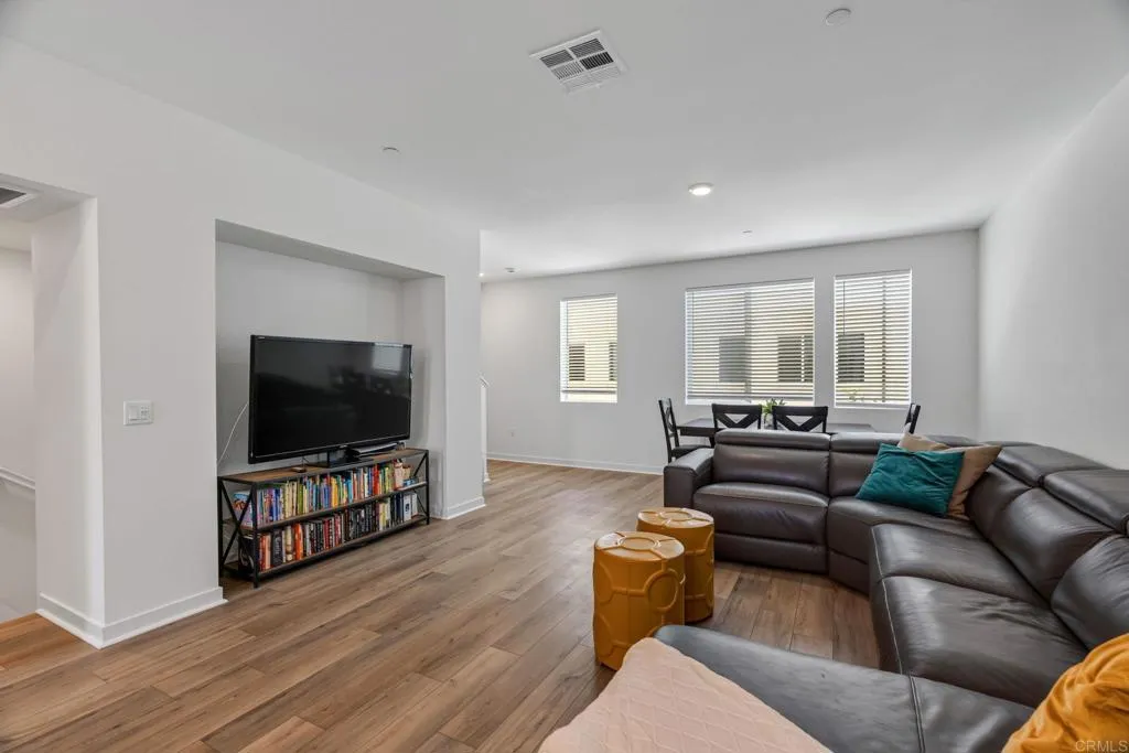 Photo #6: PTP2605379 Listing: Photo #6