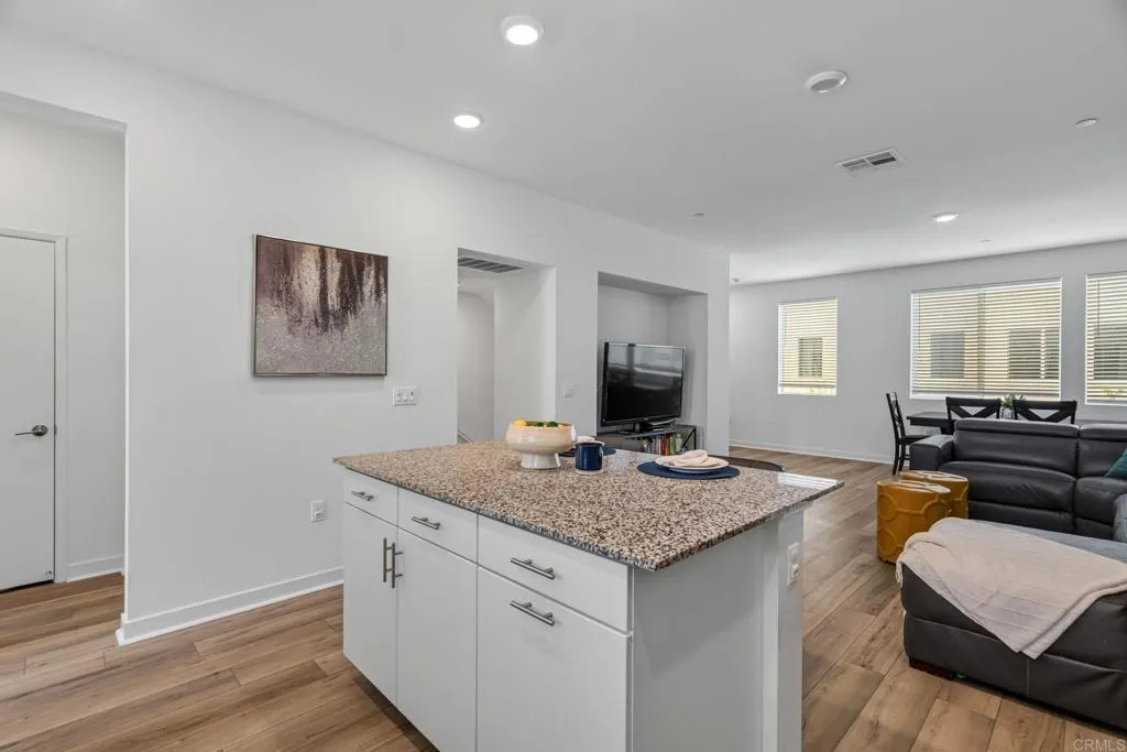 Photo #13: PTP2605379 Listing: Photo #13