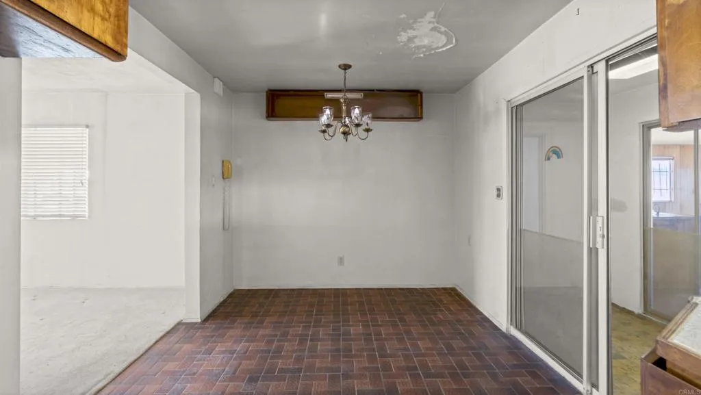 https://cdn.realtyfeed.com/cdn/127/306769777/3bfeeb662ef08d1b29adfea41ae4b85e.webp
