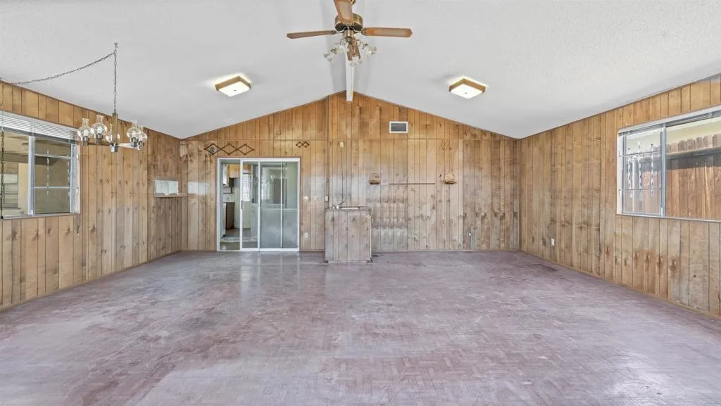 https://cdn.realtyfeed.com/cdn/127/306769777/4260843f3b0d4c33b3b8ec7aa5e98cad.webp