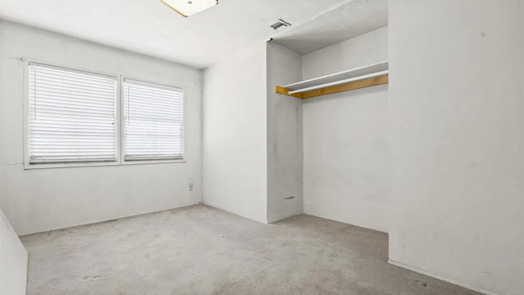 https://cdn.realtyfeed.com/cdn/127/306769777/4ada7f300c02557cf2596f2d8278e51b.webp
