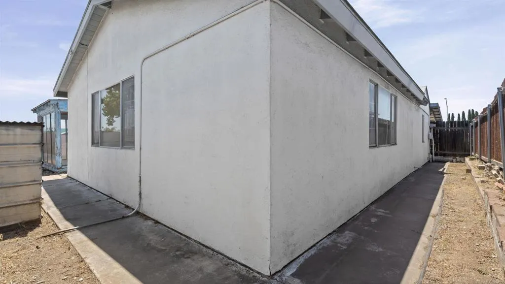 https://cdn.realtyfeed.com/cdn/127/306769777/786acaa3a14b1edb5365c86afbe5a144.webp