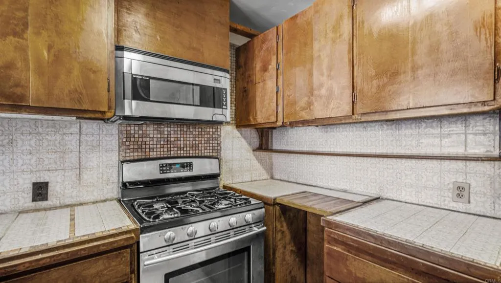https://cdn.realtyfeed.com/cdn/127/306769777/e52f1270bcc0318321e1e11d6dfc7849.webp