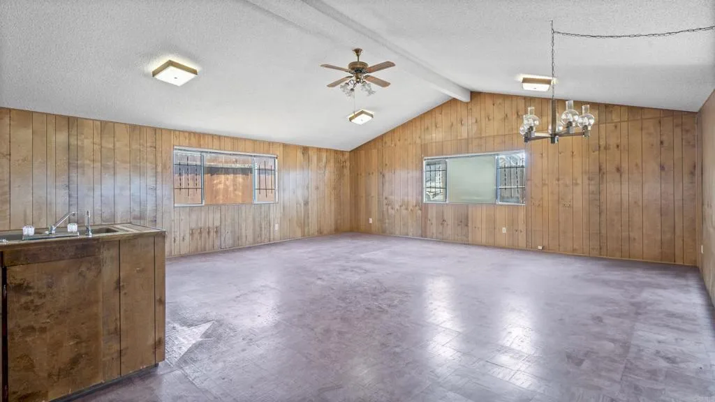 https://cdn.realtyfeed.com/cdn/127/306769777/ec35608dd61ddffc7461699c6237c7f0.webp