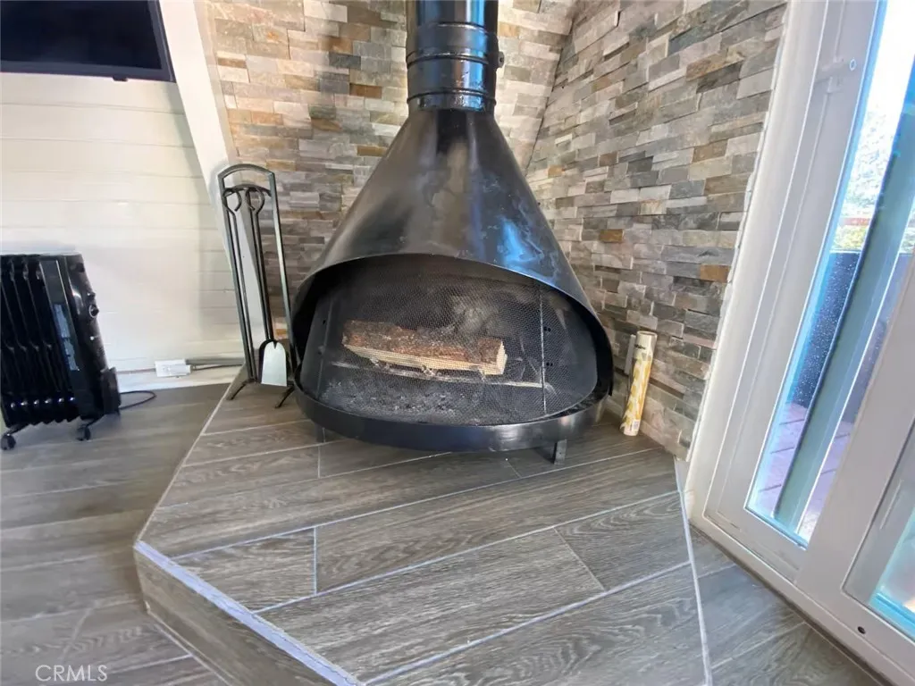 33012 Donner, Running Springs, CA 92308 - Photo 3 of 16, Running Springs, CA