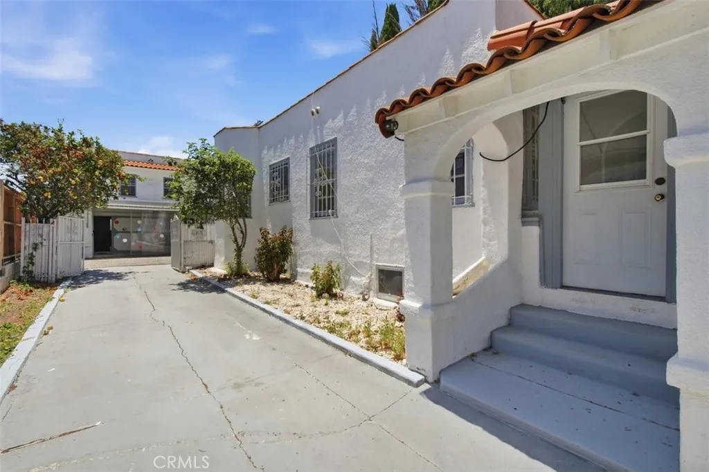 2136 W 75th Street, Los Angeles, CA 90047 - Photo 3 of 30, Los Angeles, CA