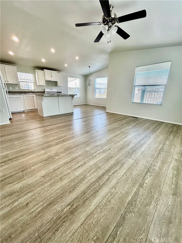 999 S Santa Fe Unit 66, San Jacinto, CA 92583 - Photo 4 of 20, San Jacinto, CA