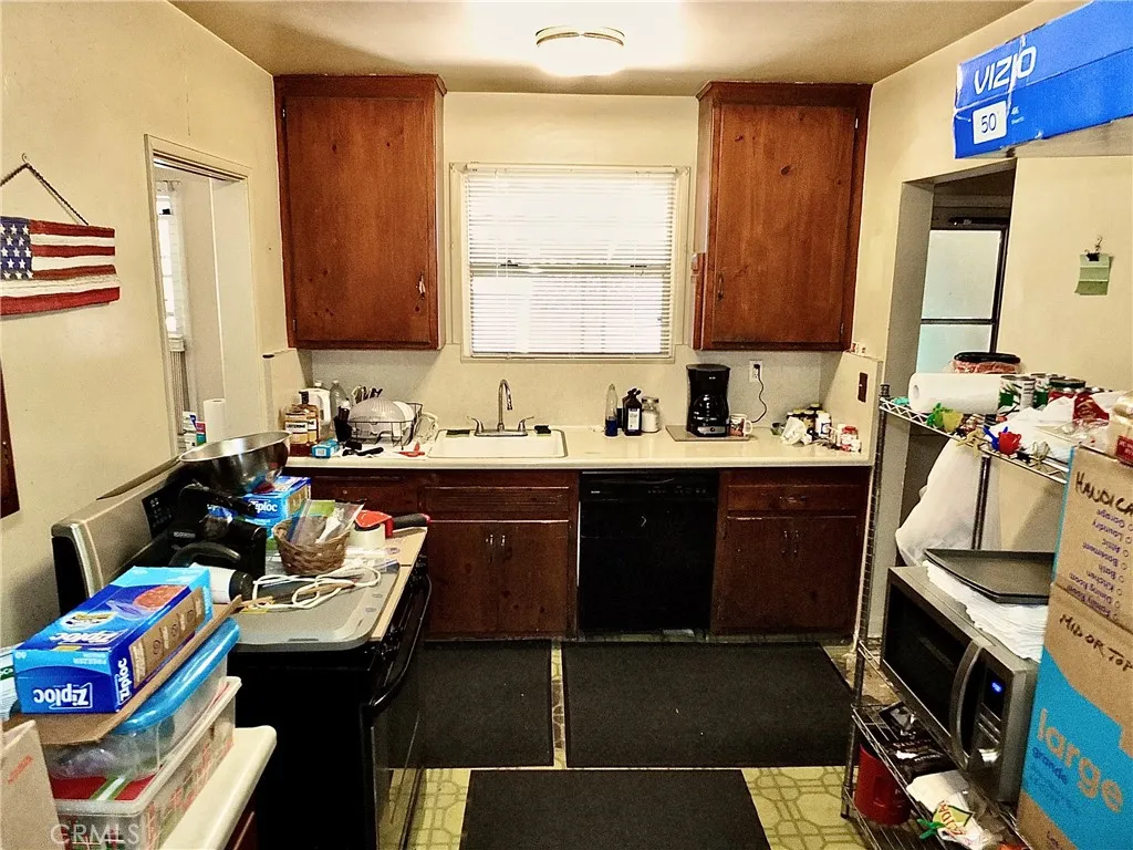 2608 Josie Avenue, Long Beach, CA 90815 - Photo 4 of 8, Long Beach, CA
