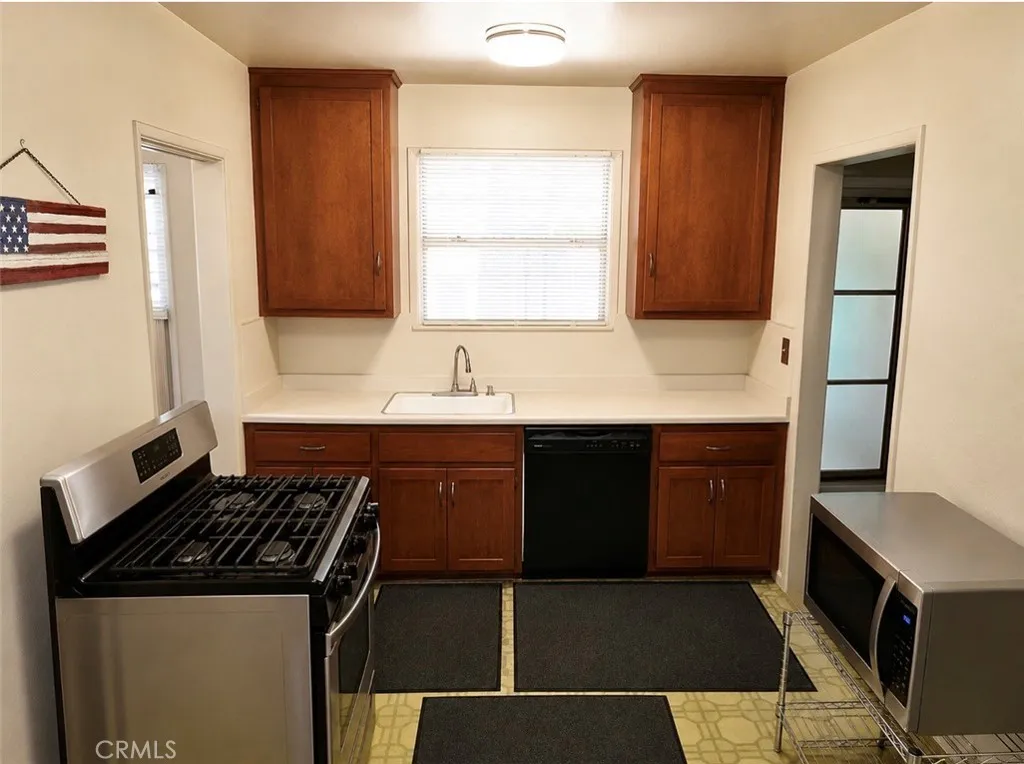2608 Josie Avenue, Long Beach, CA 90815 - Photo 3 of 8, Long Beach, CA