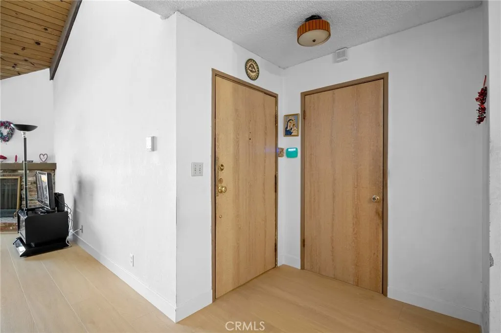 465 Ivy Street Unit 305, Glendale, CA 91204 - Photo 3 of 29, Glendale, CA