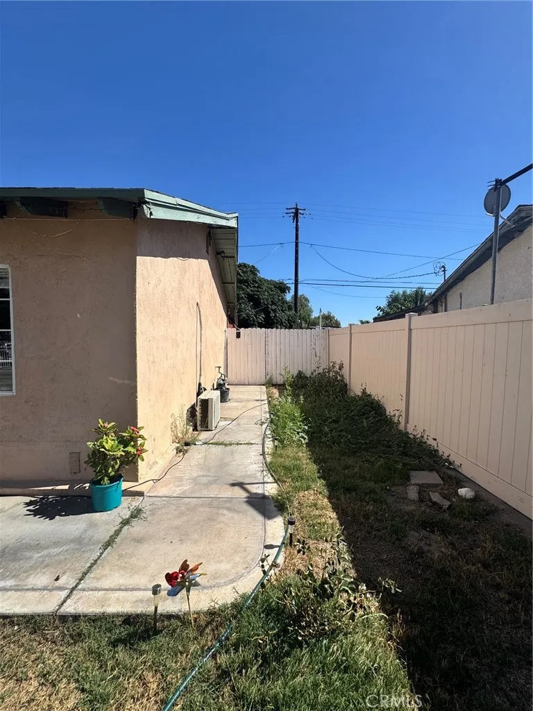 2313 Portola, San Bernardino, CA 92407 - Photo 3 of 27, San Bernardino, CA