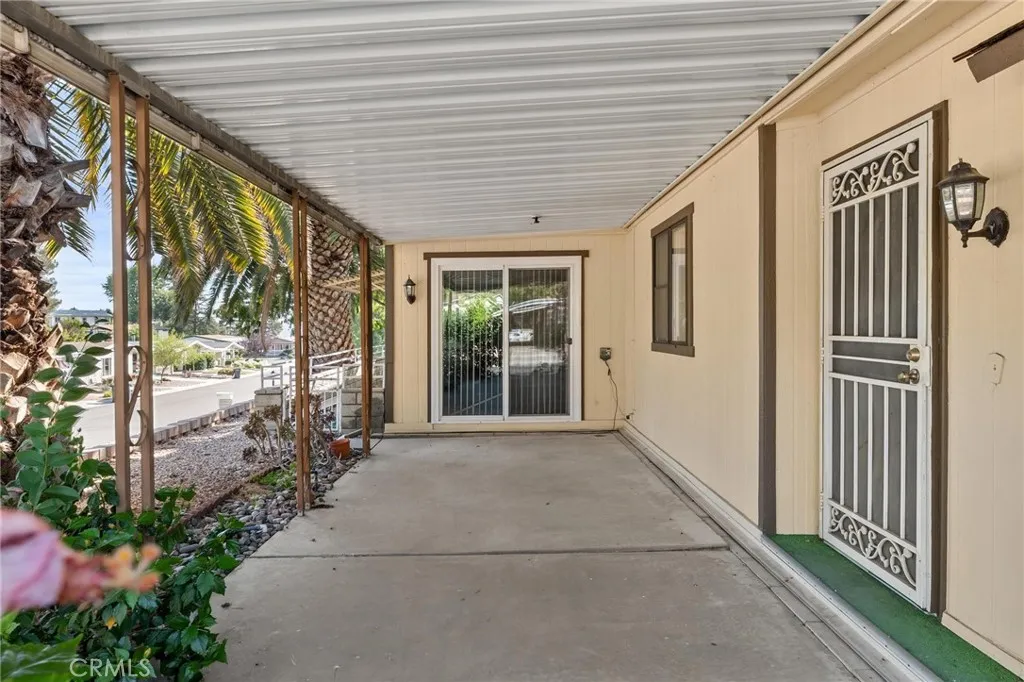 9423 Corbie Court, Calimesa, CA 92320 - Photo 5 of 45, Calimesa, CA