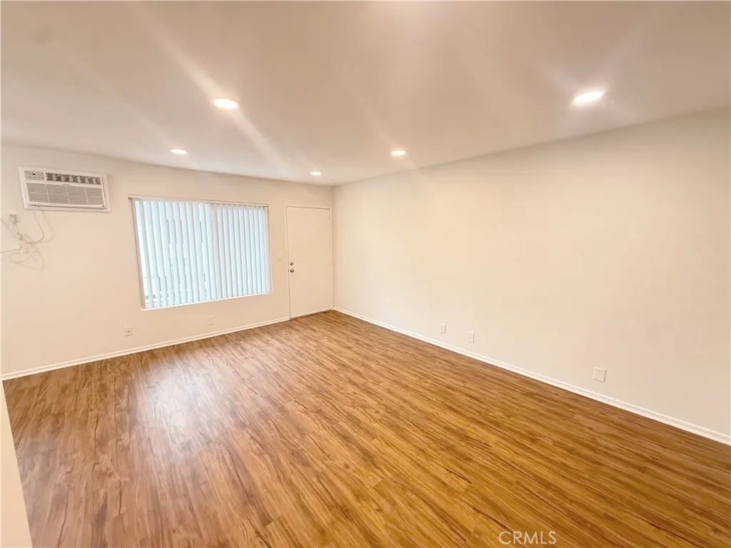 919 E Acacia Avenue Unit R, Glendale, CA 91205 - Photo 5 of 9, Glendale, CA