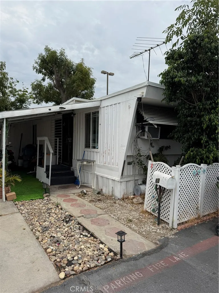 1850 W Orangethorpe Unit 63, Fullerton, CA 92833 - Photo 3 of 3, Fullerton, CA