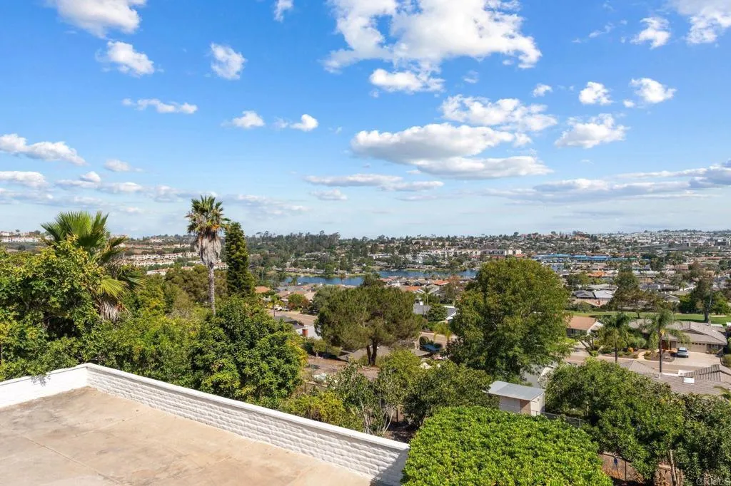 https://cdn.realtyfeed.com/cdn/127/306769907/3e0d26ba89621a9ea481beba544eea58.webp